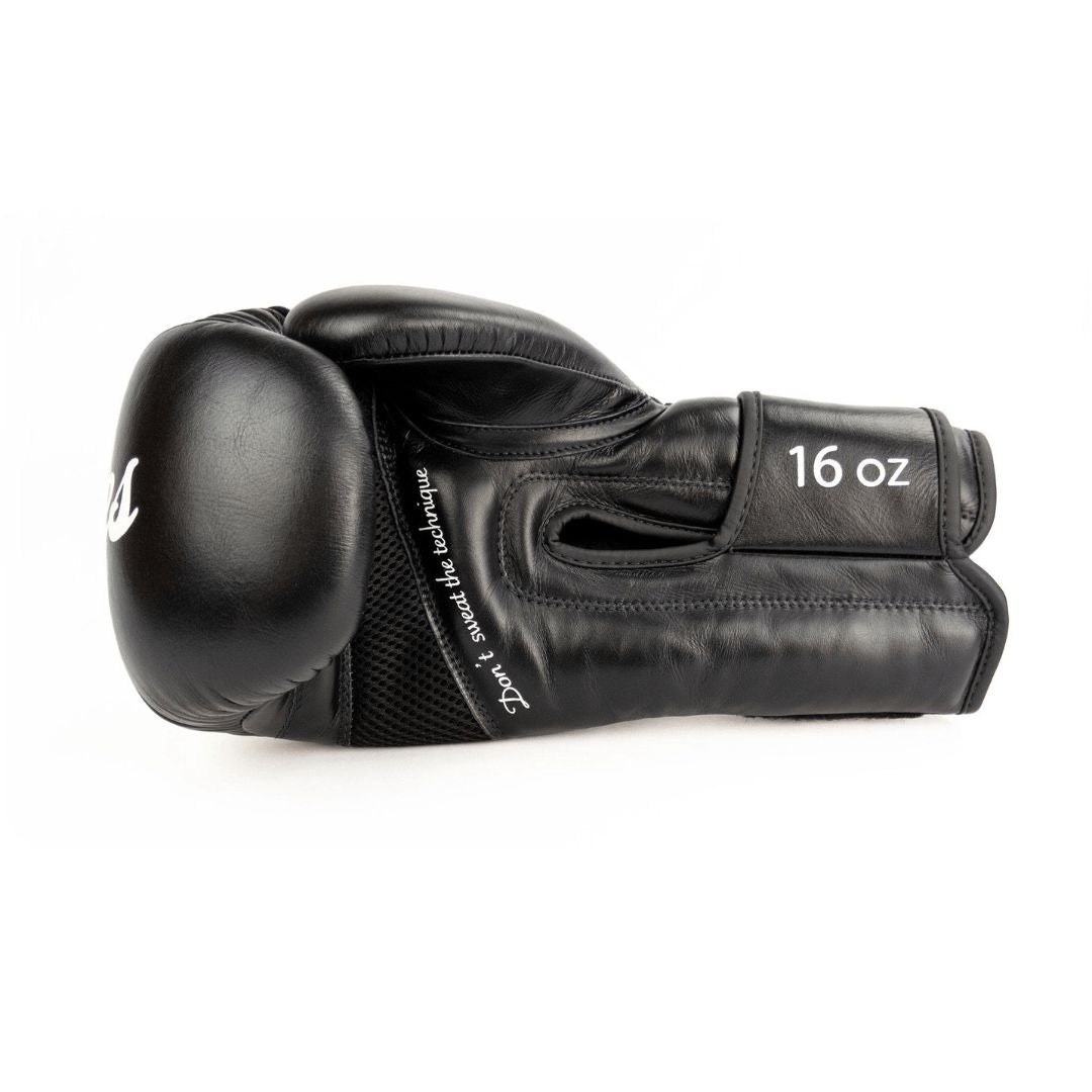 Akala Boxing Gloves - Techniques