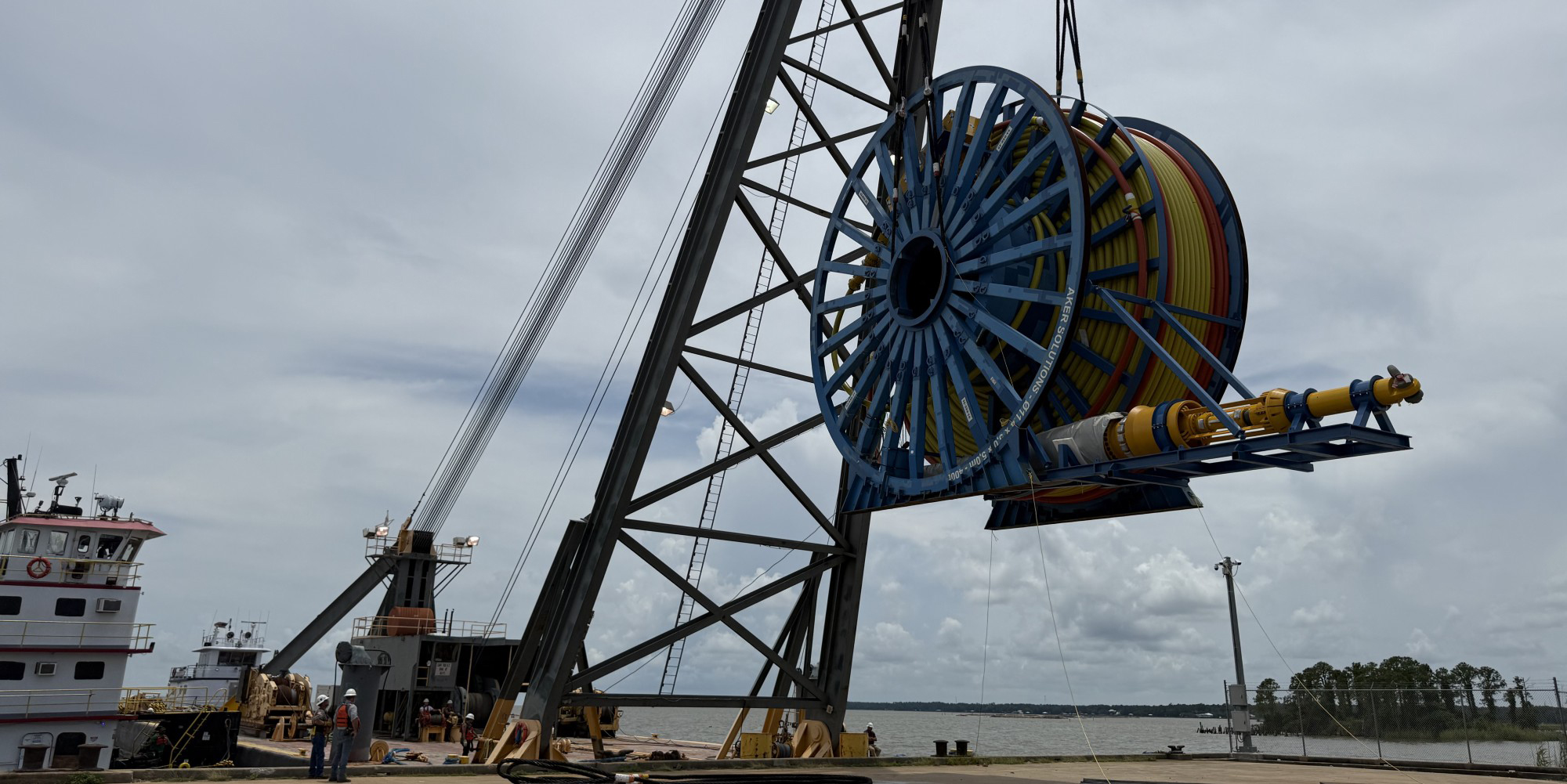 Wrestling with a 400T Subsea Cable Reel – Lessons from loading operations